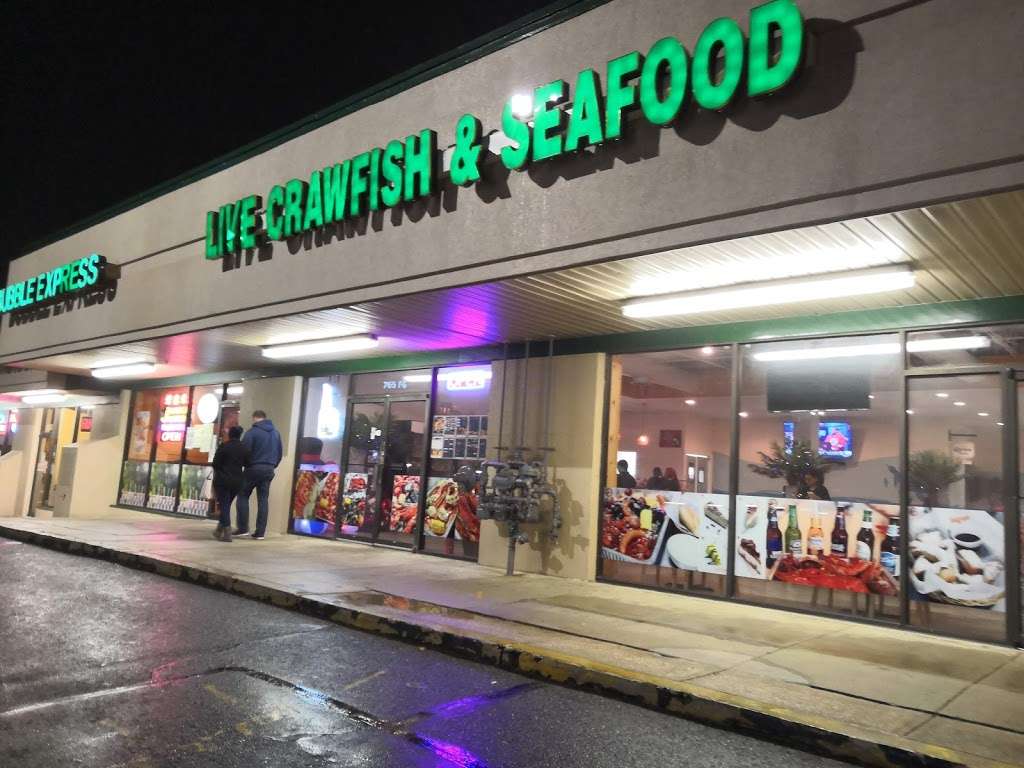 Live Crawfish & Seafood Restaurant | 765 Rockville Pike Ste F-G, Rockville, MD 20852 | Phone: (301) 978-7988