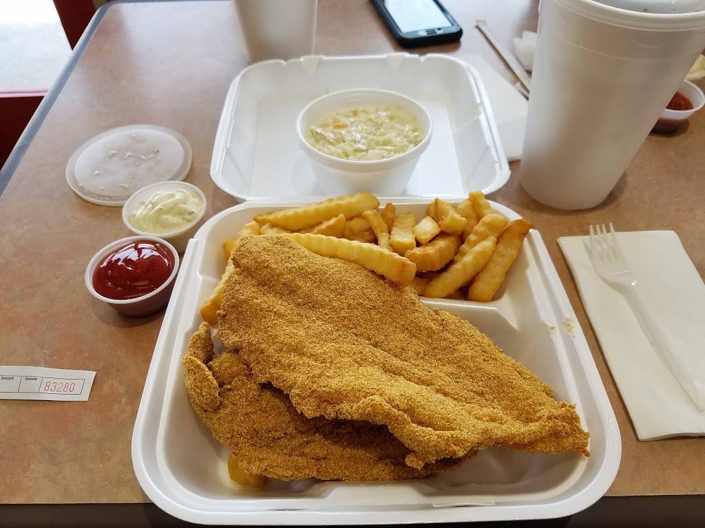 Dans Seafood & Chicken | 6719 Bridge St, Fort Worth, TX 76112, USA | Phone: (817) 451-0001