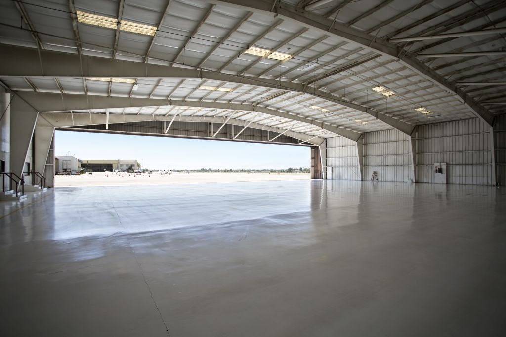 Atlantic Aviation BFL | 1550 Skyway Dr, Bakersfield, CA 93308, USA | Phone: (661) 391-4900