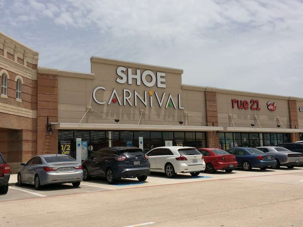 Shoe Carnival | 20506 US-59, Humble, TX 77338, USA | Phone: (281) 446-1604