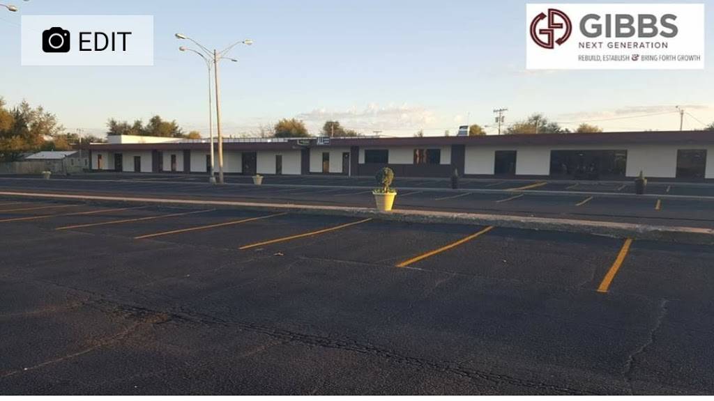 Gibbs Shopping Center | 612 E 46th St N, Tulsa, OK 74126, USA | Phone: (918) 780-7335