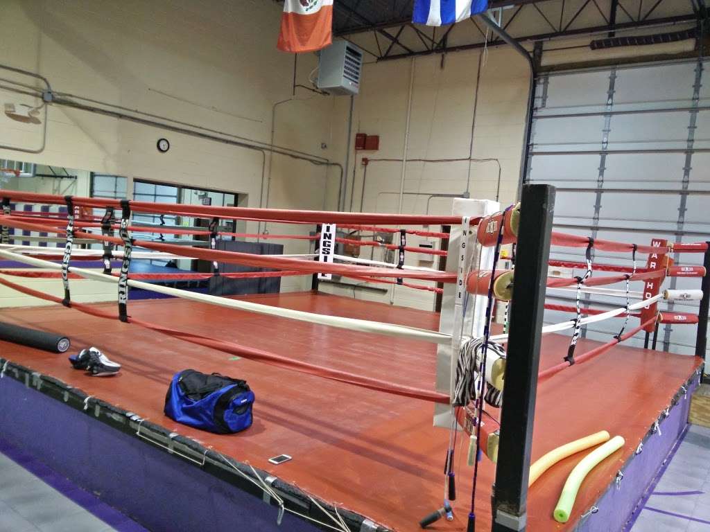 Warehouse Gym & Boxing Club | 3570 Western Ave, Highland Park, IL 60035 | Phone: (847) 432-4444