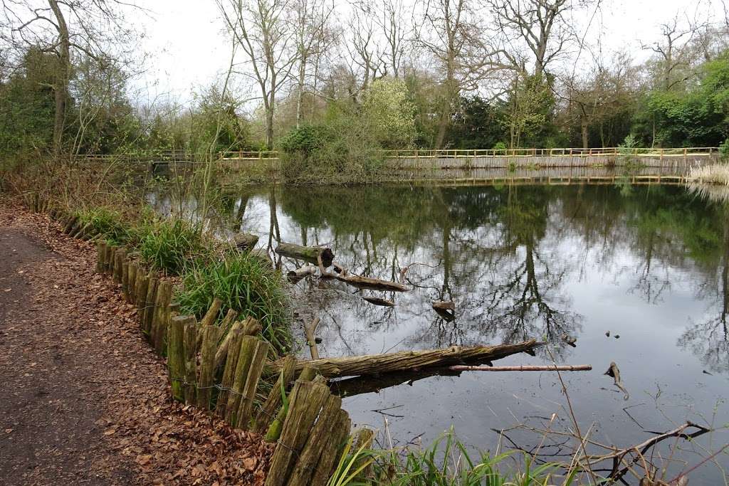 Ravensbourne Open Space | Lakes Rd, Bromley, Keston BR2 6JB, UK | Phone: 0300 303 8658