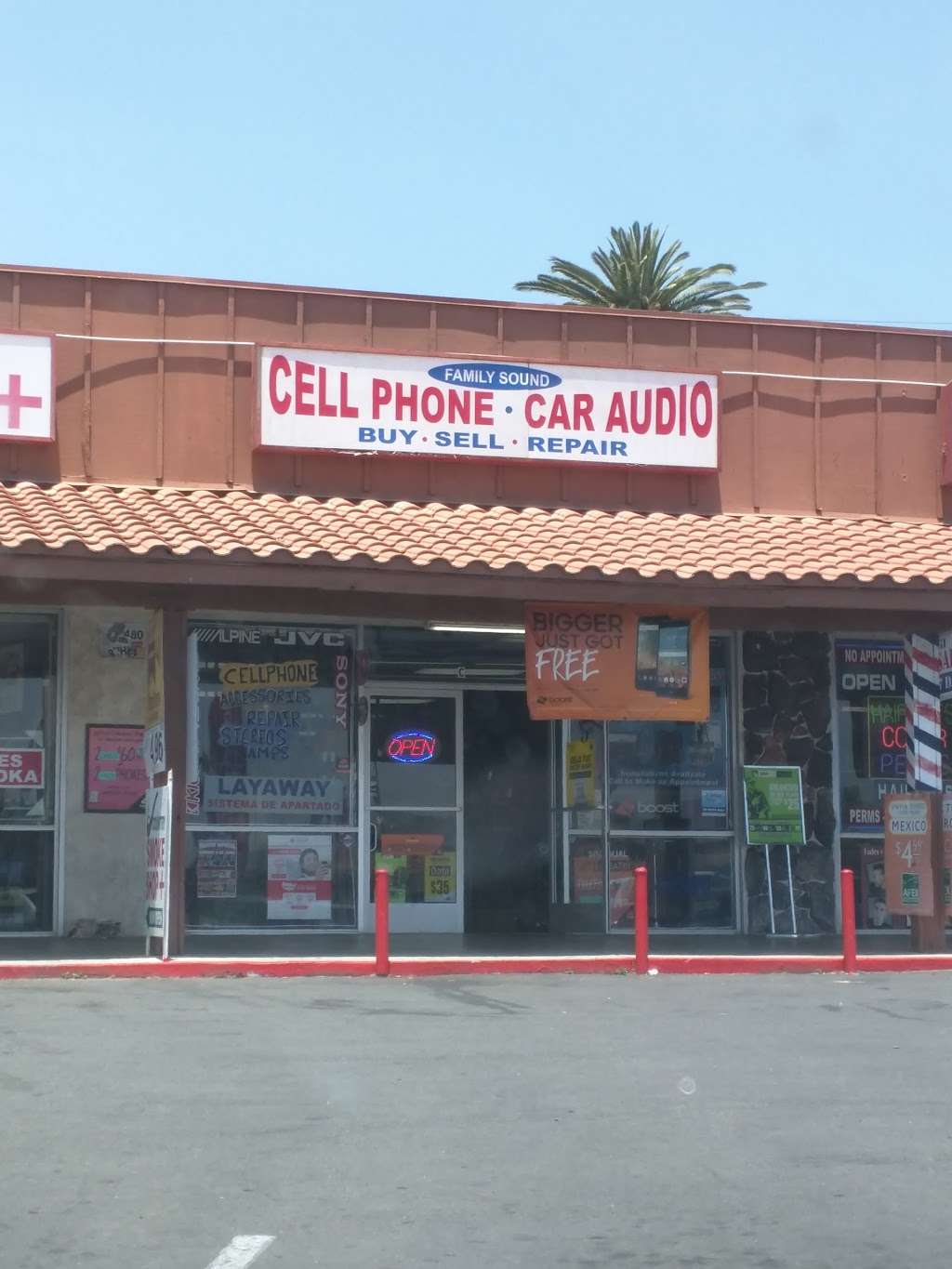 Family Sound Riverside Wireless Retailer | 9085 Mission Boulevard # C, Riverside, CA 92509, USA | Phone: (951) 361-2830