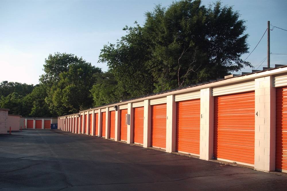 Public Storage | 9856 Parkway E, Birmingham, AL 35215, USA | Phone: (205) 208-3740