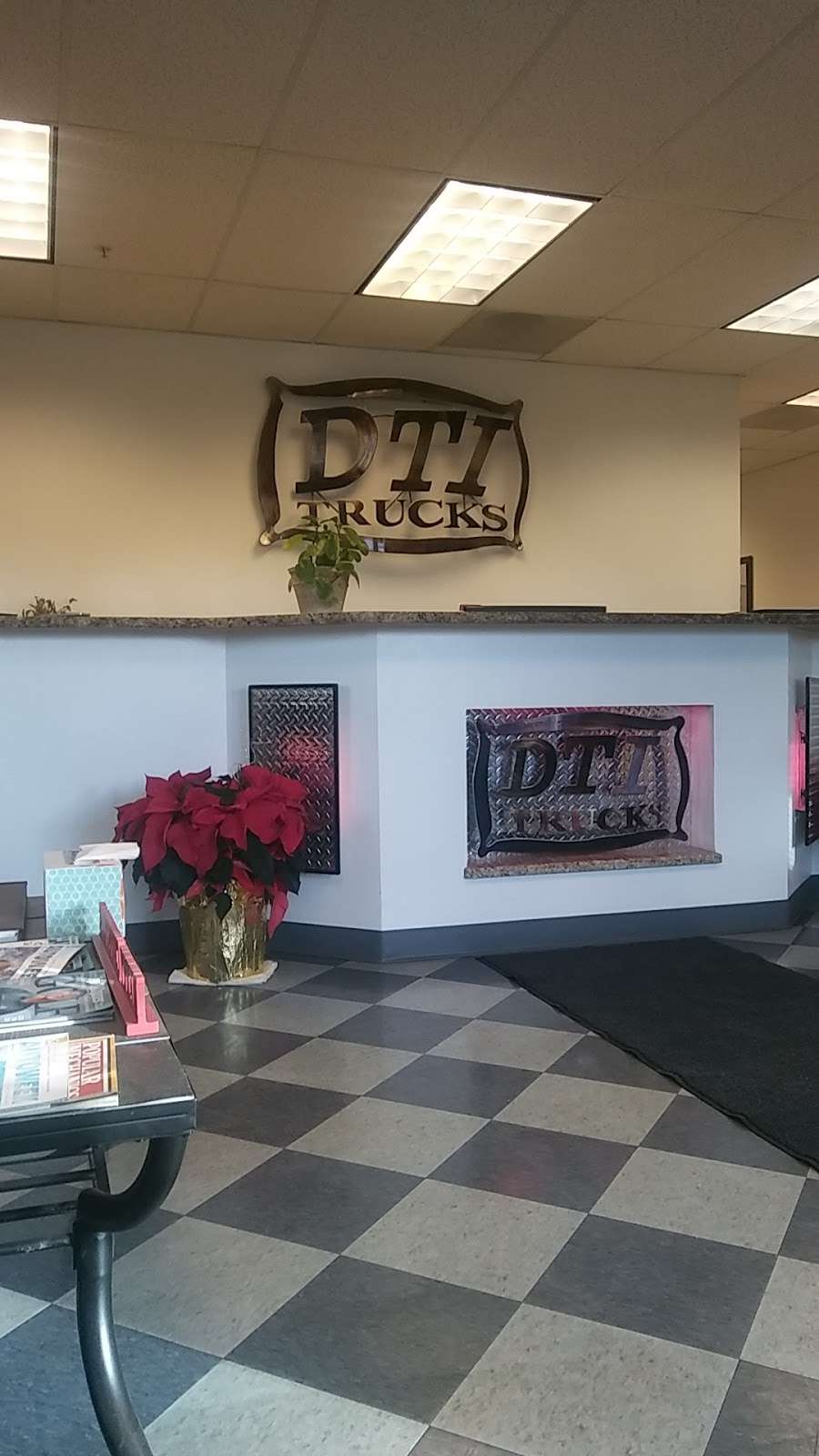 DTI Trucks | 710 E 68th Ave, Denver, CO 80229, USA | Phone: (303) 339-3001