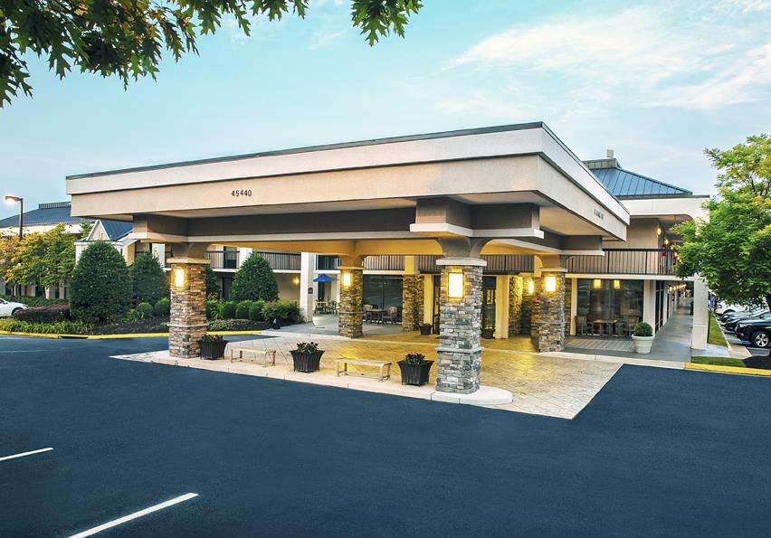 Best Western Dulles Airport Inn | 45440 Holiday Dr, Sterling, VA 20166, USA | Phone: (703) 471-8300