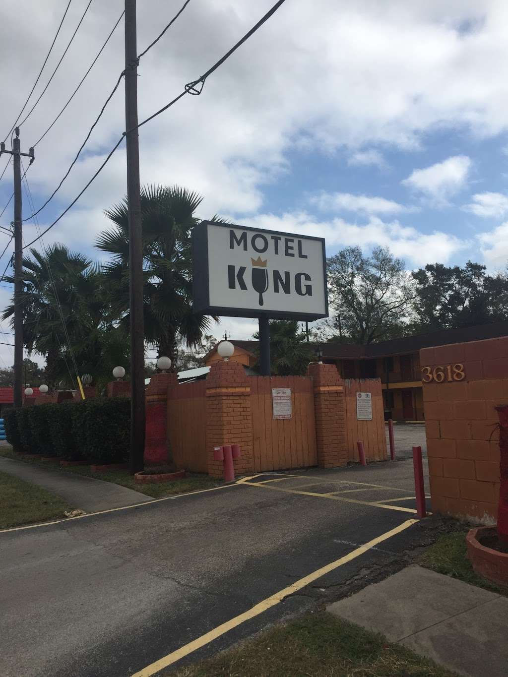 Motel King | 3618 Laura Koppe Rd, Houston, TX 77093, USA | Phone: (713) 691-0300
