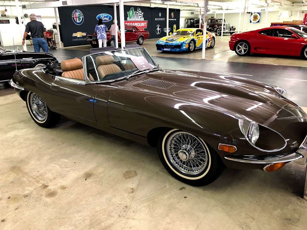 Paramount Classic Cars | 3030 Falling Creek Rd, Hickory, NC 28601, USA | Phone: (855) 430-6925