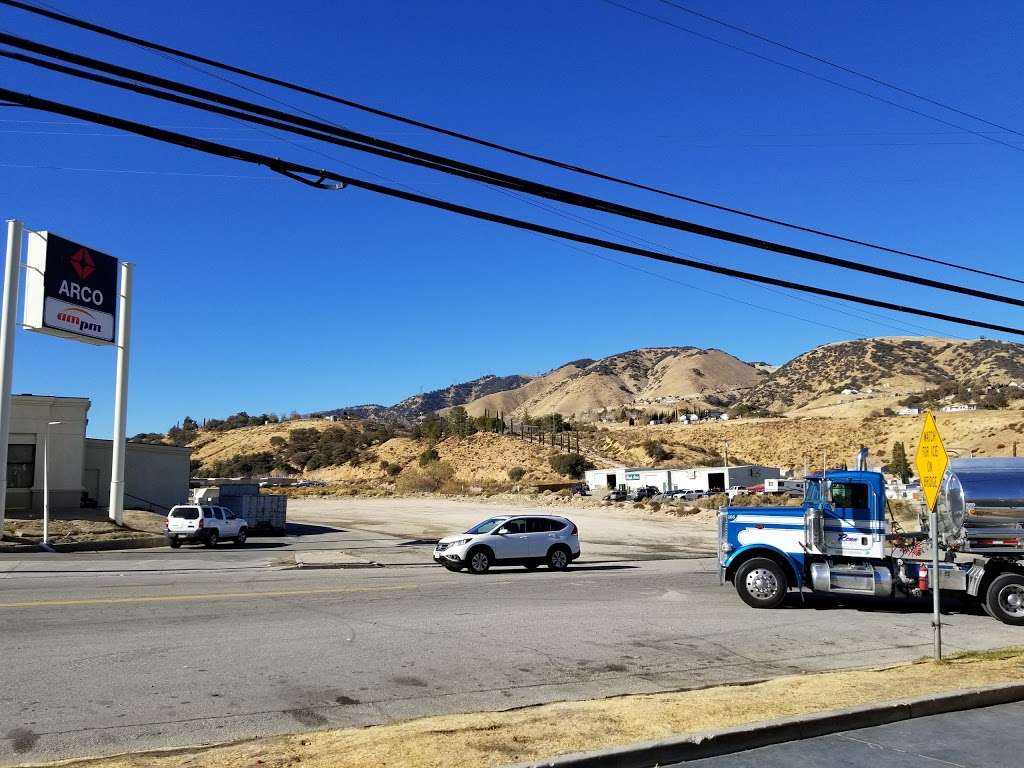 Mobil | 161 Frazier Mountain Park Rd, Lebec, CA 93243, USA | Phone: (661) 248-6478