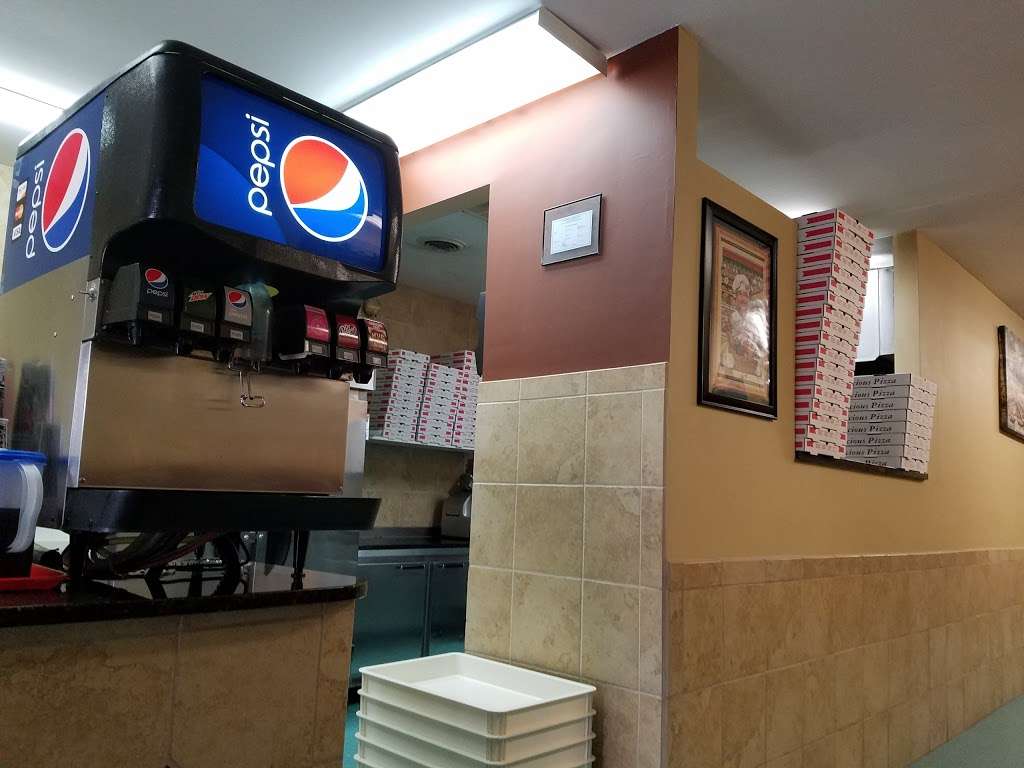 Kings New York Pizza | 15010 Buchanan Trail E, Blue Ridge Summit, PA 17214, USA | Phone: (717) 794-1339