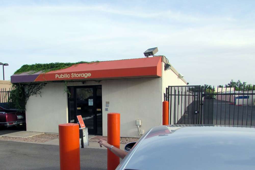 Public Storage | 8615 E McDowell Rd, Scottsdale, AZ 85257, USA | Phone: (480) 447-2404