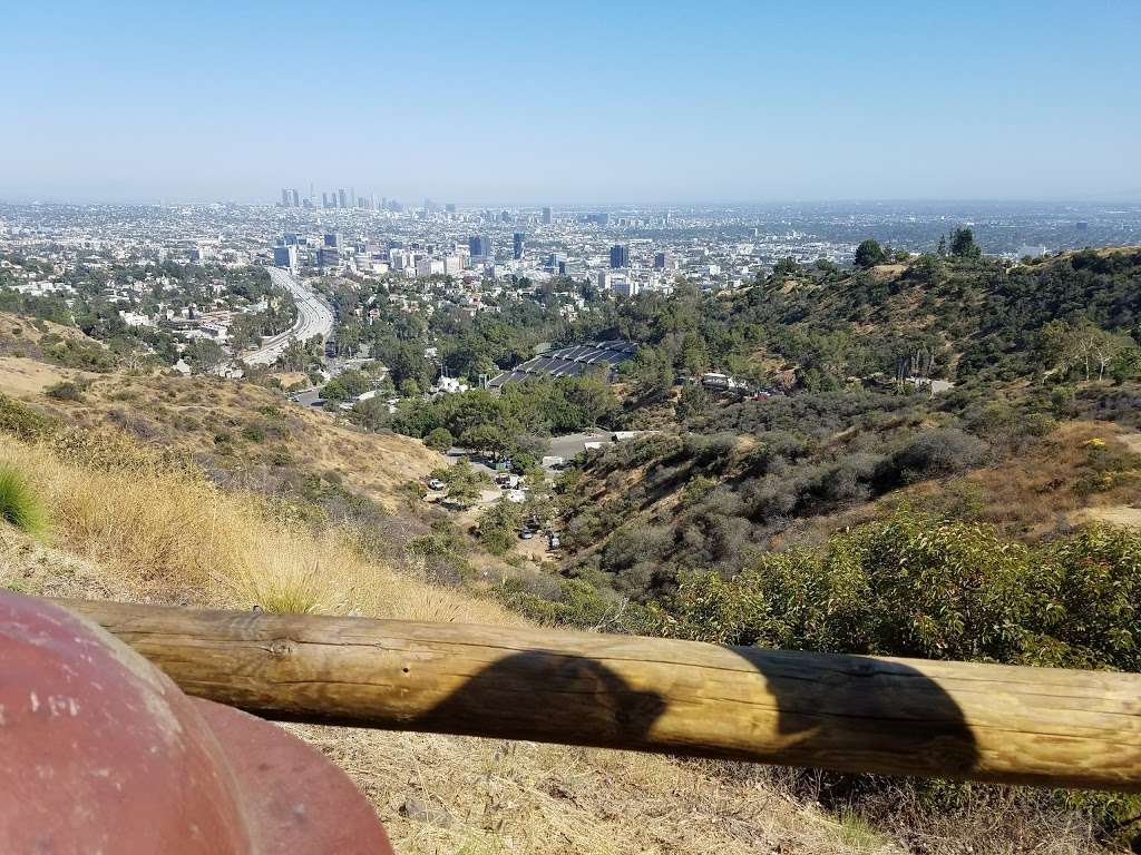 Jerome C. Daniel Overlook above the Hollywood Bowl | 7036 Mulholland Dr, Los Angeles, CA 90068, USA | Phone: (310) 589-3200