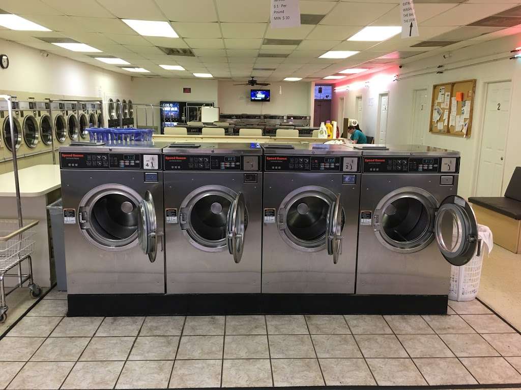 Laundry & Tan | 8037 S Meridian St, Indianapolis, IN 46217, USA | Phone: (317) 887-9828