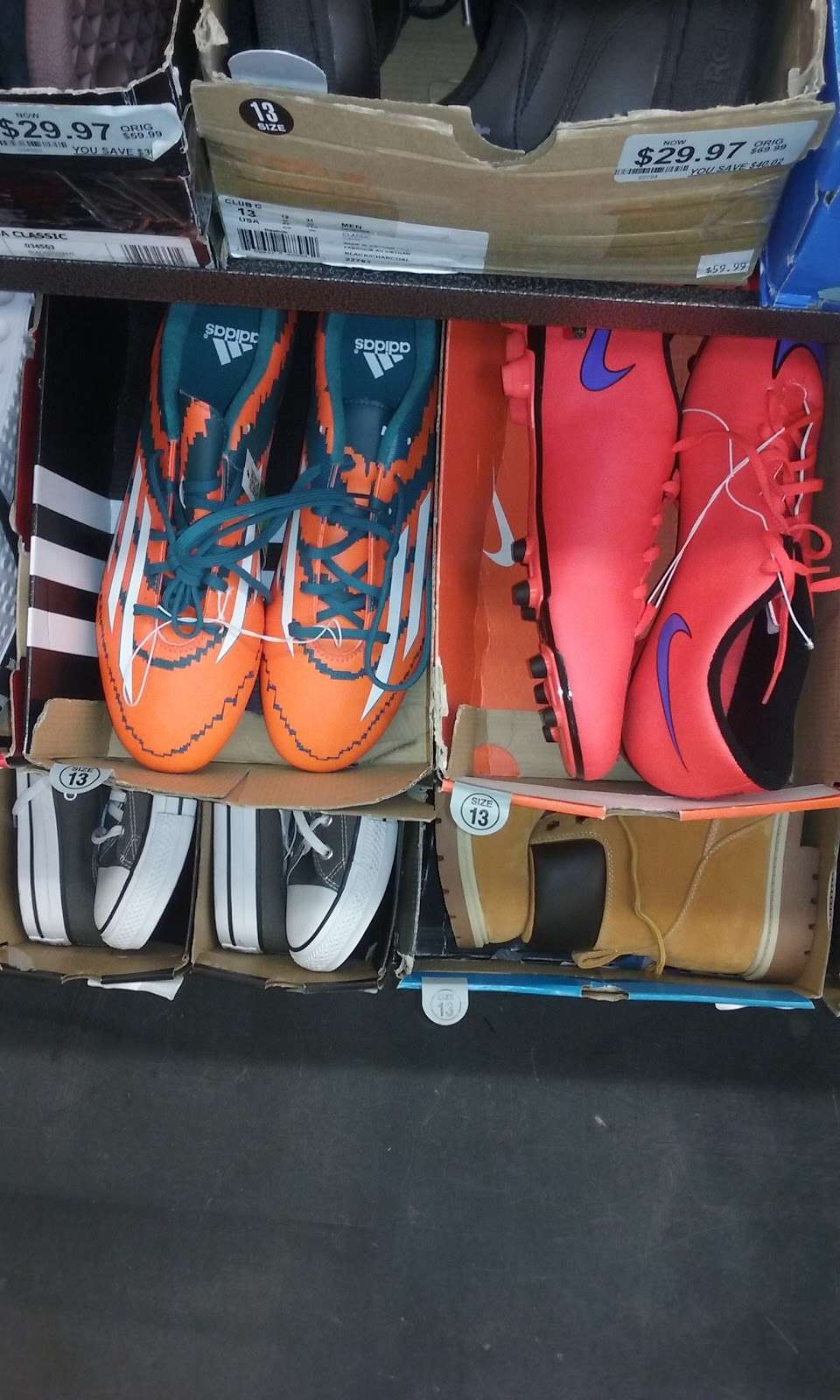 closest wss shoe store