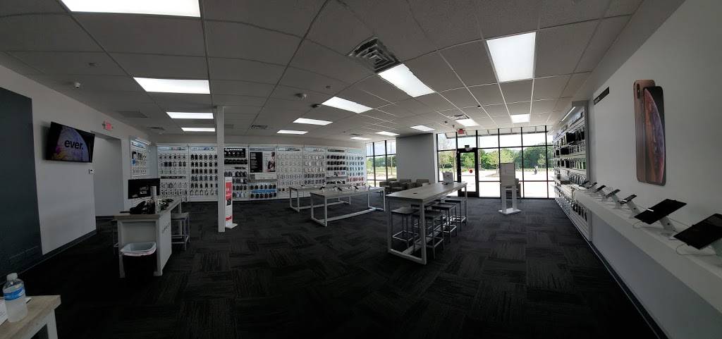 Verizon Authorized Retailer – GoWireless | 3610 W University Dr STE 200, McKinney, TX 75071, USA | Phone: (972) 853-8399