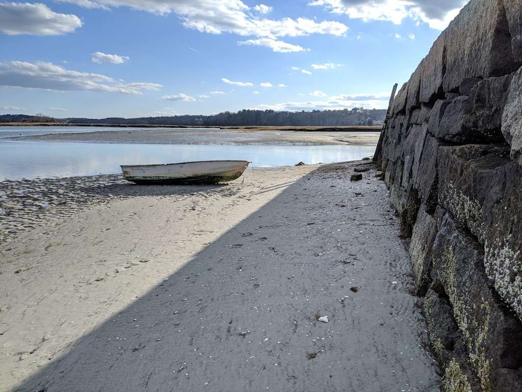 Long Wharf Landing | Gloucester, MA 01930, USA