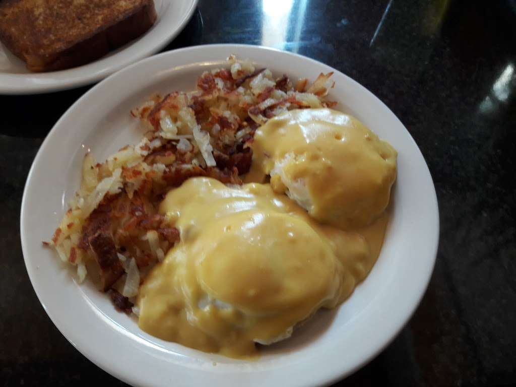 Delmar Diner | 9506 Ocean Hwy, Delmar, MD 21875, USA | Phone: (410) 896-2677