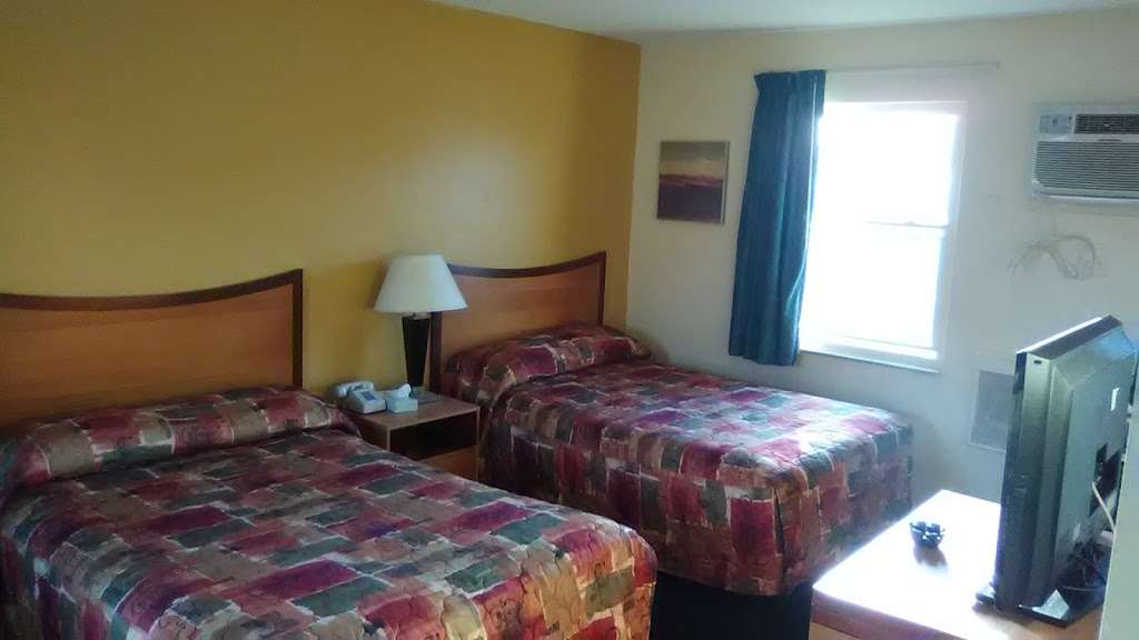 Executive Inn & Suites | 2901 Crain Hwy, Upper Marlboro, MD 20774, USA | Phone: (301) 627-3969