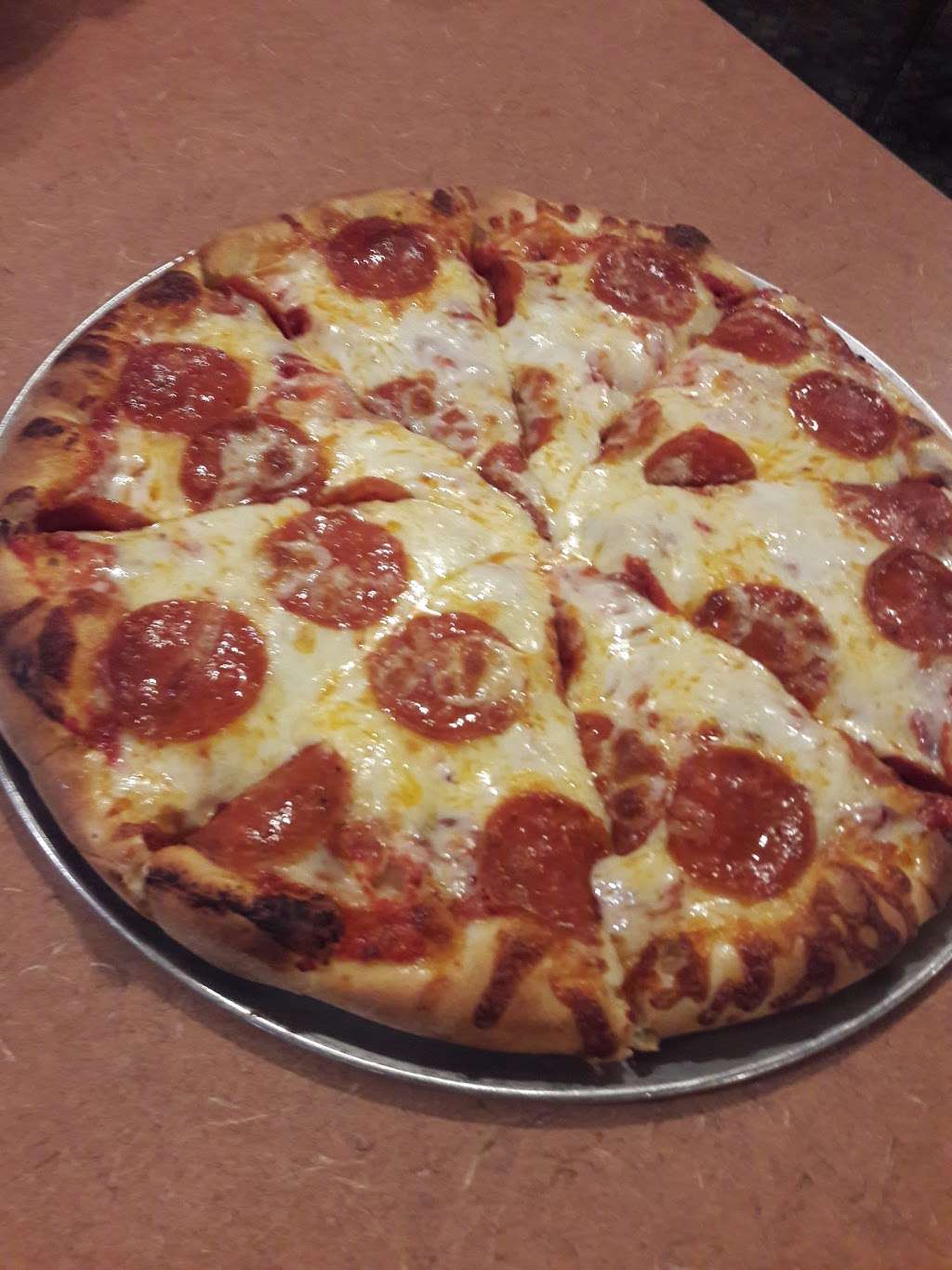 Uncle Howies Pizza | 800 E Lugonia Ave a, Redlands, CA 92374, USA | Phone: (909) 798-4068