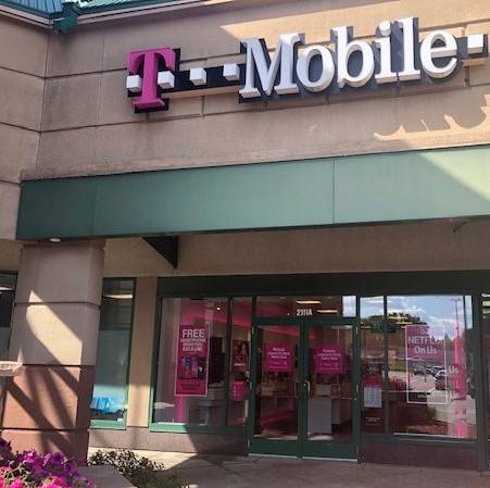 T-Mobile | 2111A Old Hudson Rd, St Paul, MN 55119, USA | Phone: (651) 714-9550