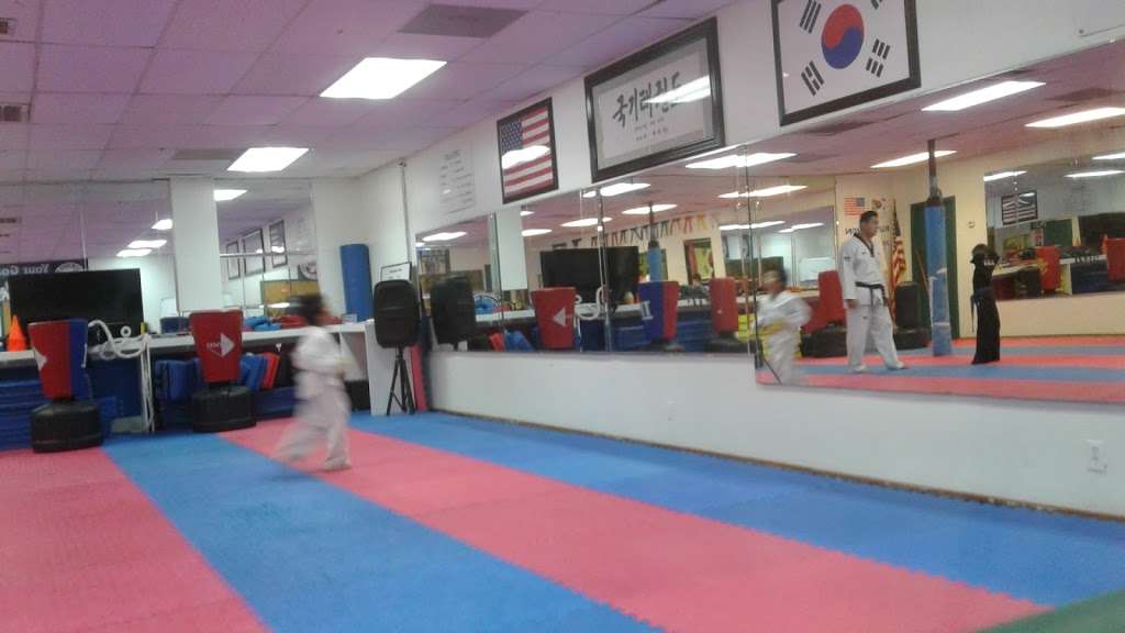 KMA Taekwondo ~ Hapkido | 11304 Huffmeister Rd, Houston, TX 77065, USA | Phone: (832) 455-1144