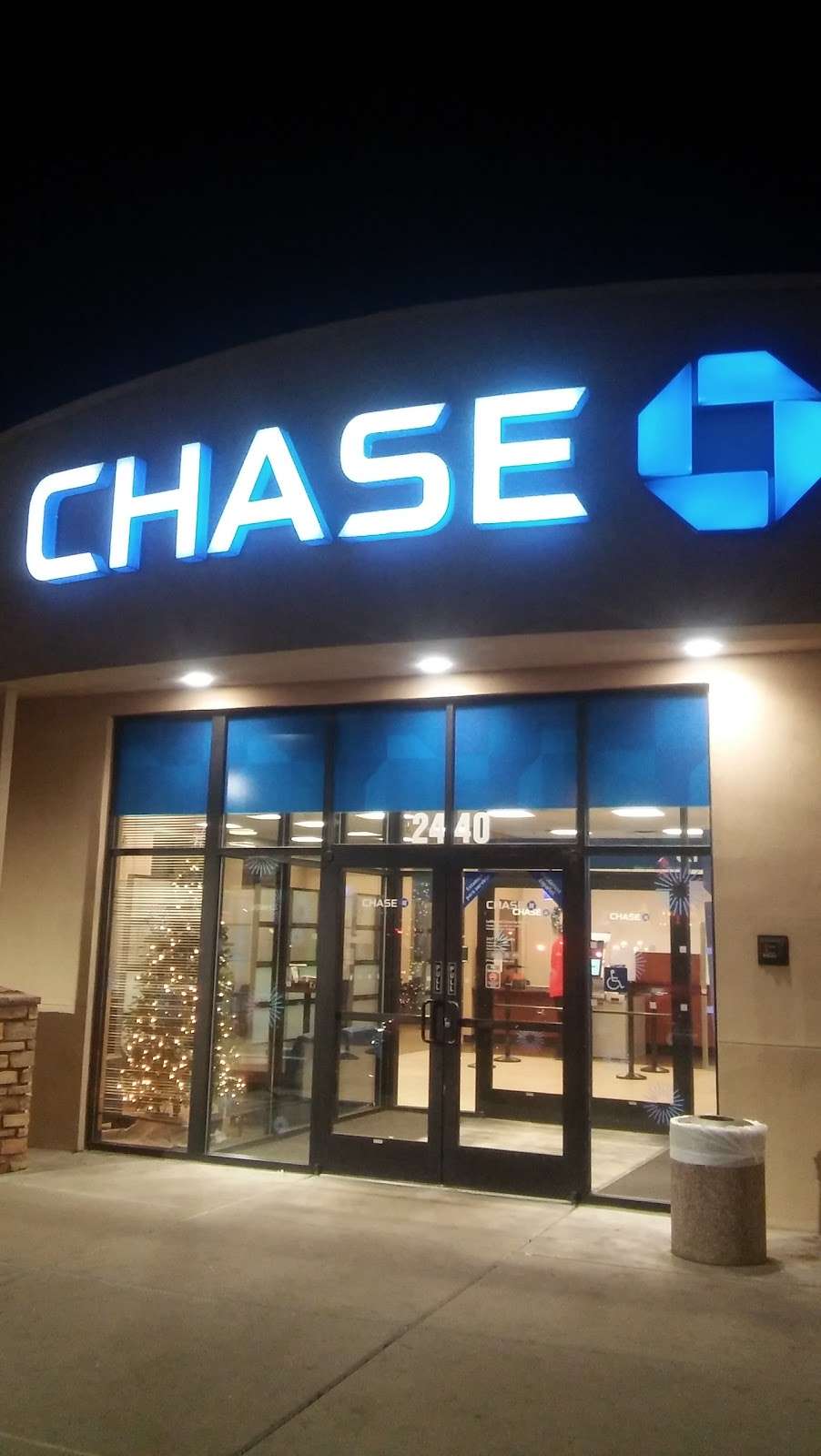 Chase Bank | 2440 E Baseline Rd, Phoenix, AZ 85042, USA | Phone: (602) 276-6071