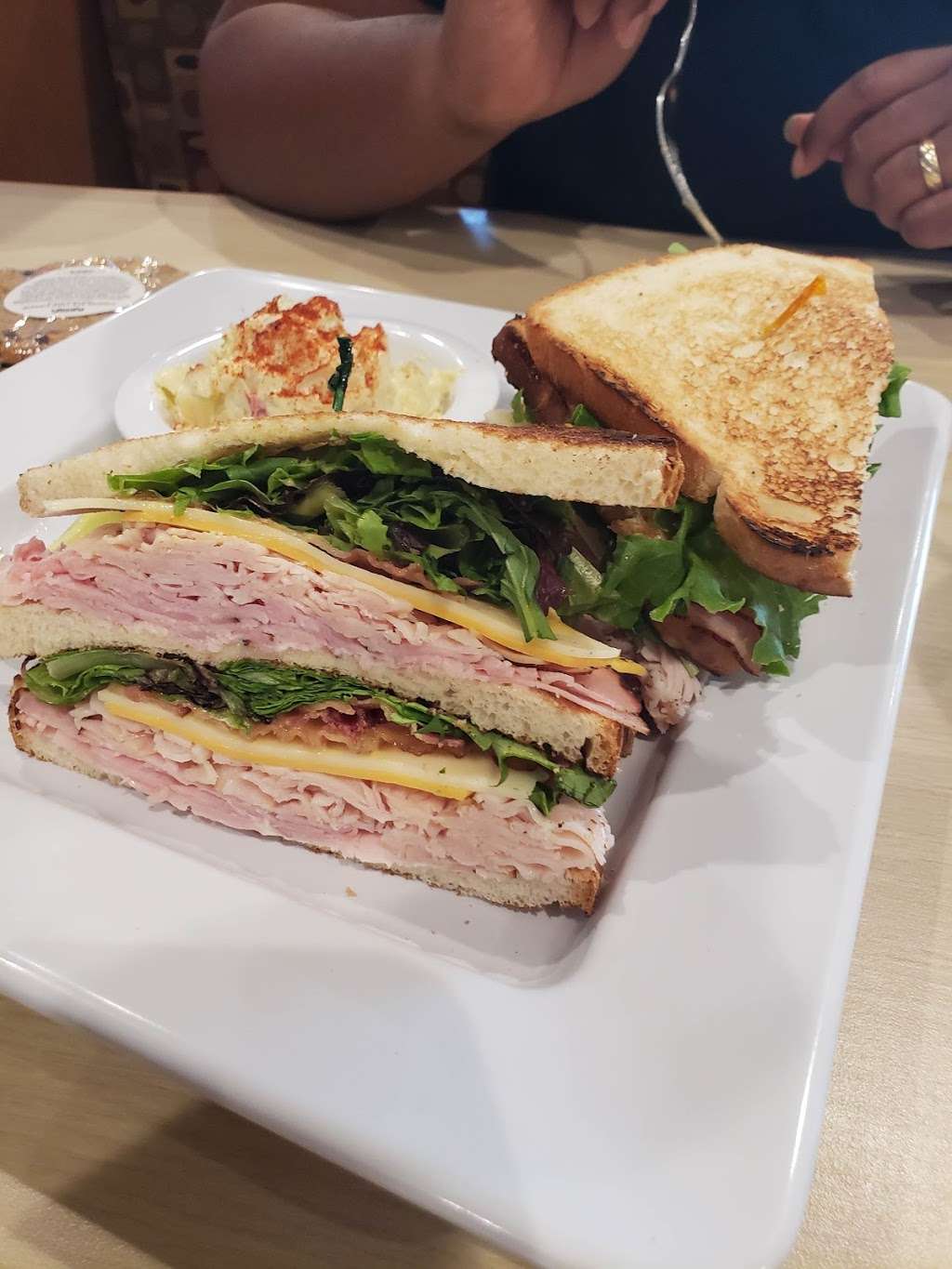 McAlisters Deli | 13517 University Blvd c200, Sugar Land, TX 77479, USA | Phone: (281) 778-8870