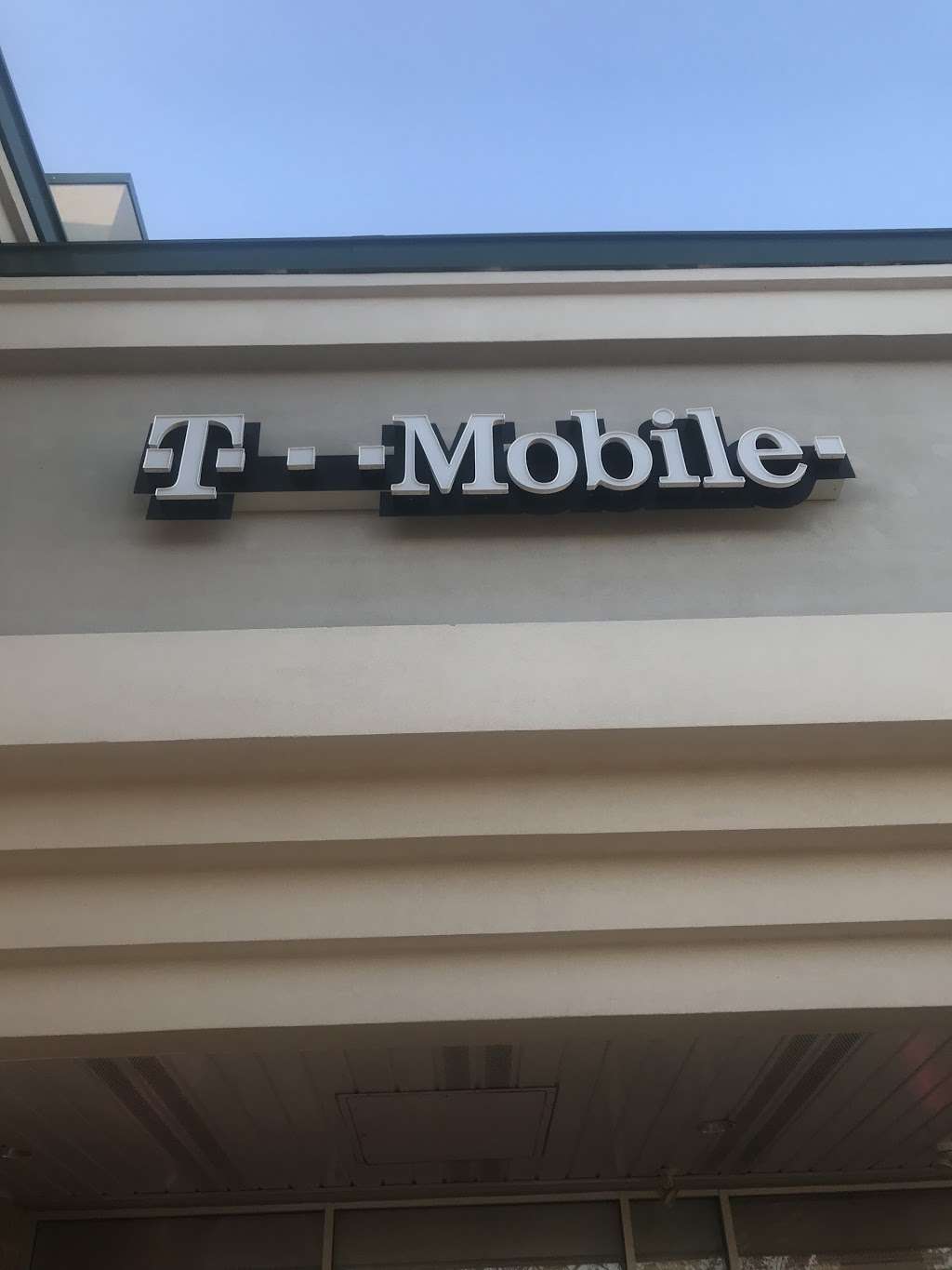 T-Mobile | 641 Conchester Hwy, Boothwyn, PA 19061, USA | Phone: (610) 485-3249