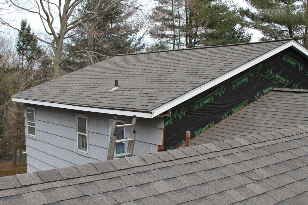 Gold Coast Roofing LLC | 34 Hollow Tree Rd, Norwalk, CT 06854, USA | Phone: (203) 984-0634