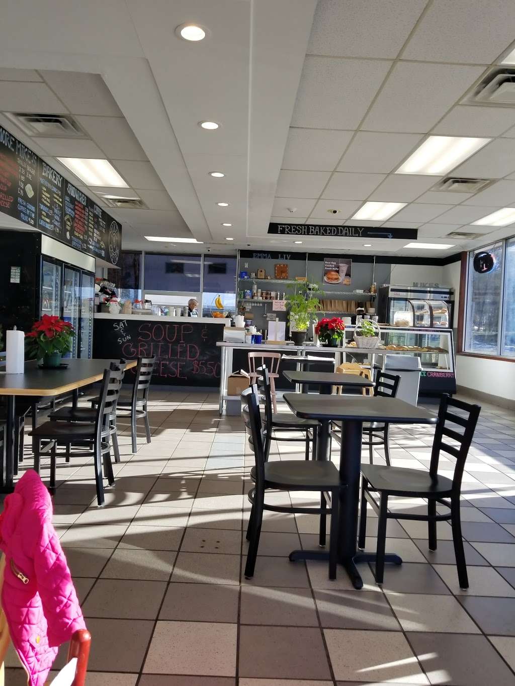 Mikes Coffee | 412 N Washington St, North Attleborough, MA 02760, USA | Phone: (508) 695-2884
