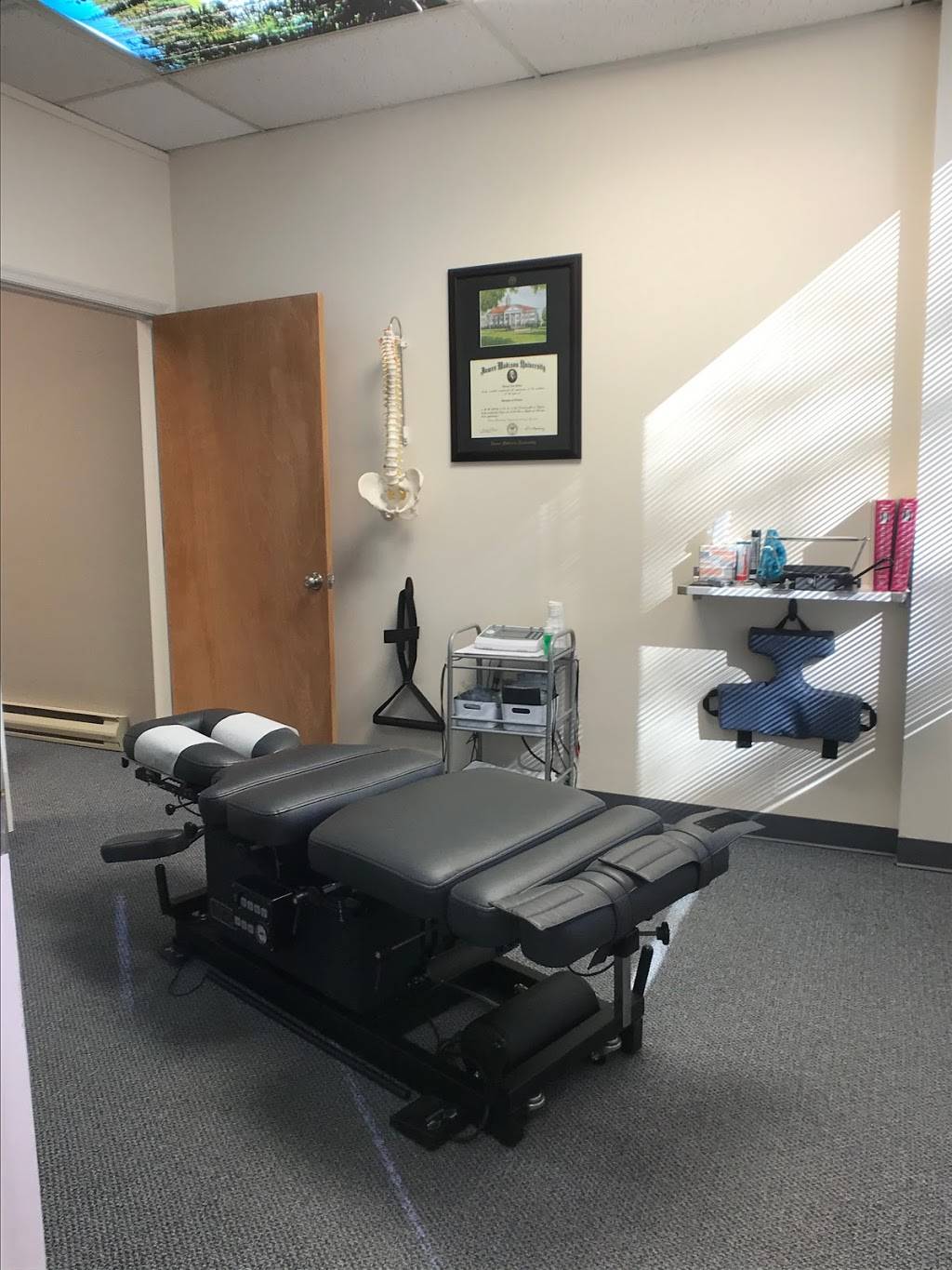 Aligned Chiropractic | 2004 Bremo Rd #101a, Richmond, VA 23226, USA | Phone: (804) 477-3194