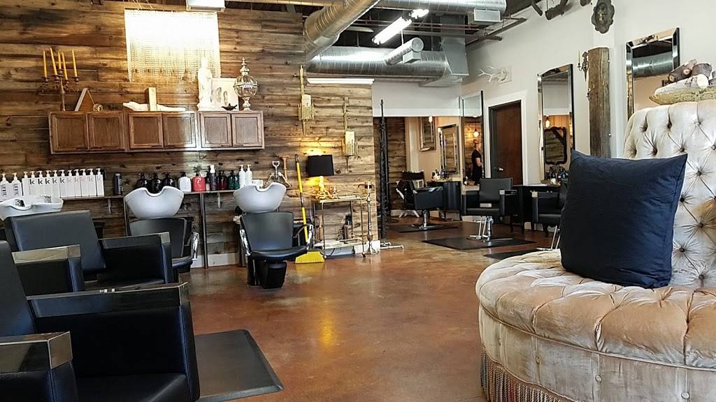 The Collab Salon | 3118 S Bown Way, Boise, ID 83706, USA | Phone: (208) 996-3551