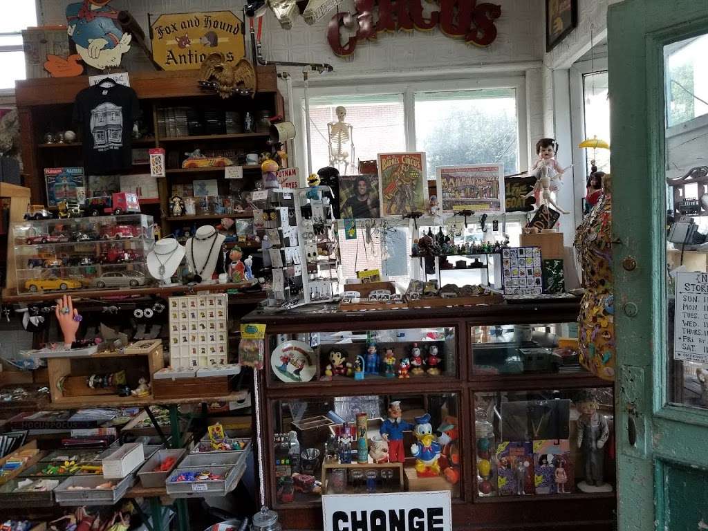 Dans Parents House Store | 239 City Island Ave, The Bronx, NY 10464, USA