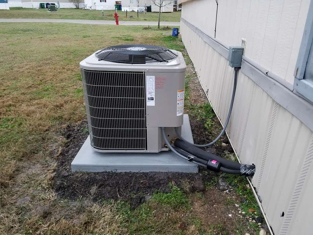 First Rate Services Air Conditioning Heating Refrigeration | 1914 Lee Hall St, San Antonio, TX 78201, USA | Phone: (830) 480-2106