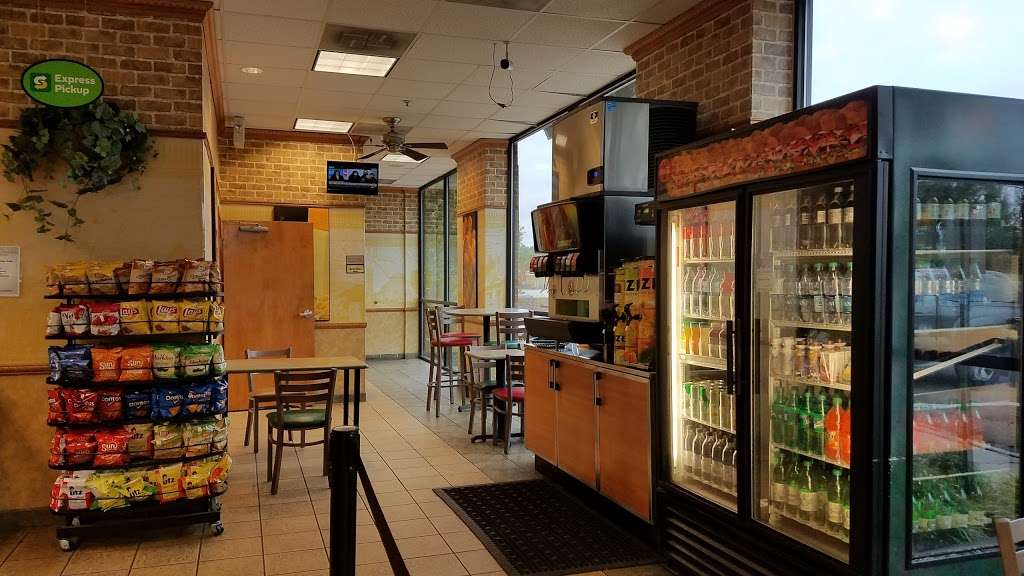 Subway Restaurants | 6938-A Aviation Blvd, Glen Burnie, MD 21061 | Phone: (410) 553-9942