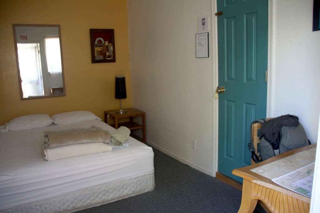 Phoenix Hostel | 2731, 1026 N 9th St, Phoenix, AZ 85006, USA | Phone: (602) 254-9803