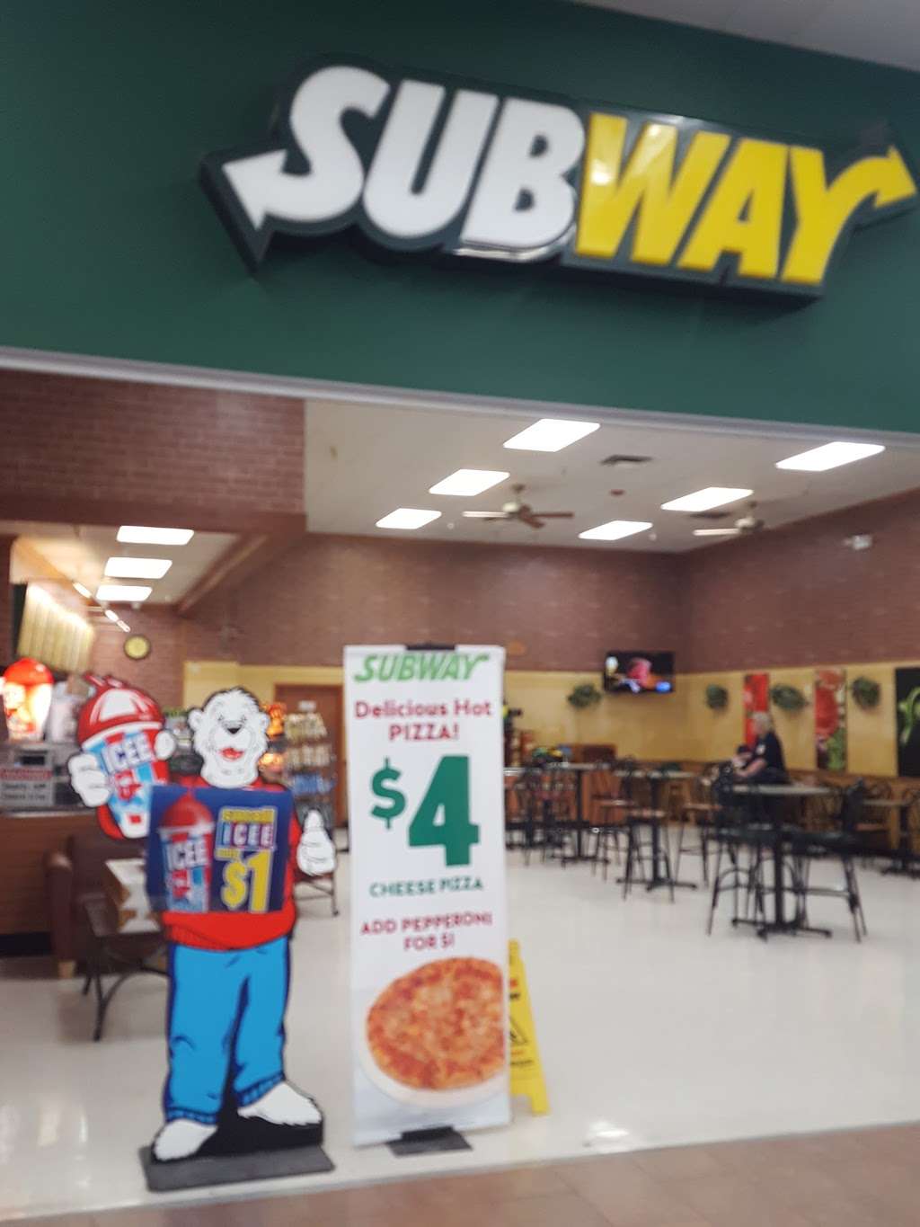 Subway Restaurants | 220 US-6, Milford, PA 18337, USA | Phone: (570) 491-2634