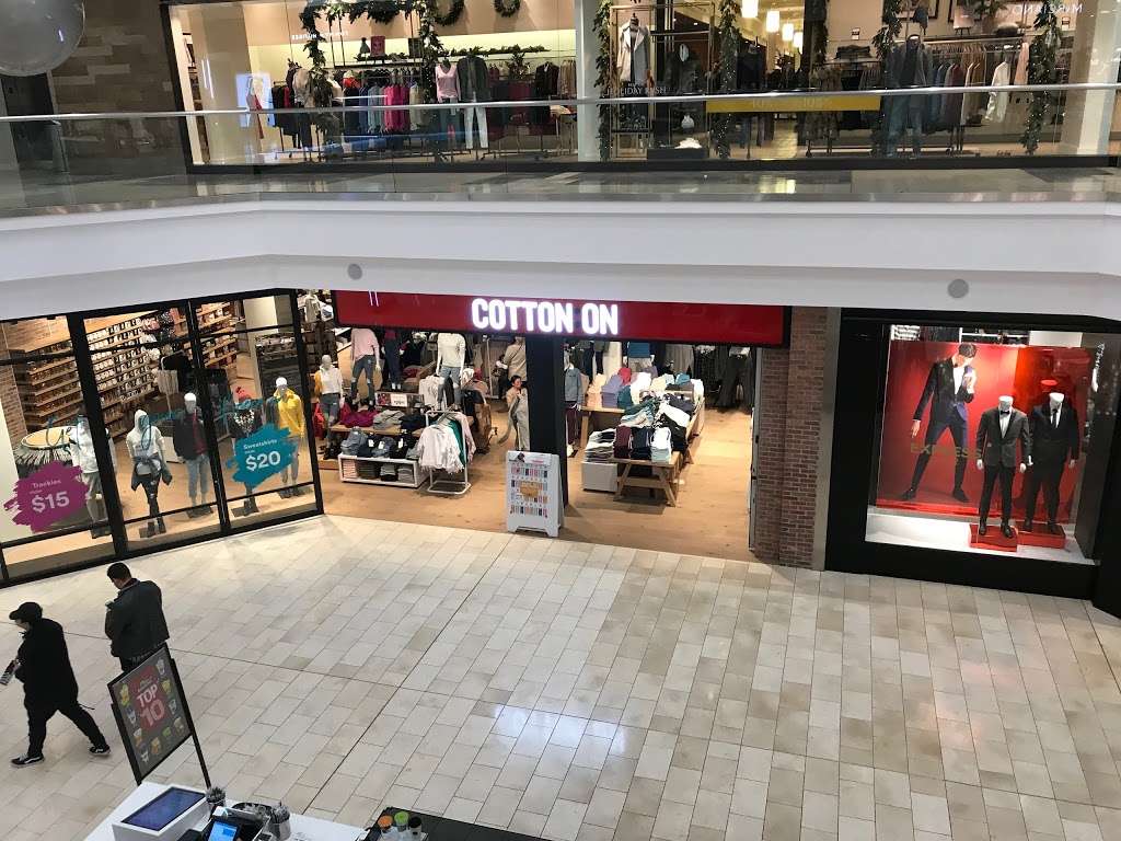 Cotton On Clothing Store 1 Garden State Plaza Blvd Paramus