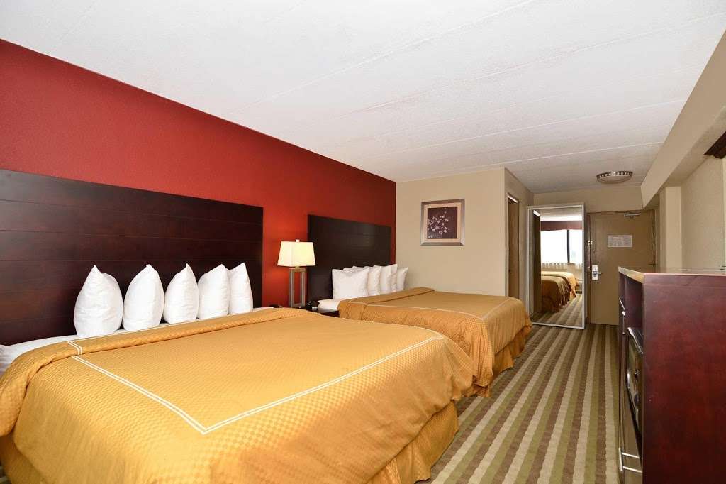 Quality Inn & Suites New York Avenue | 1600 New York Ave NE, Washington, DC 20002, USA | Phone: (202) 832-3200