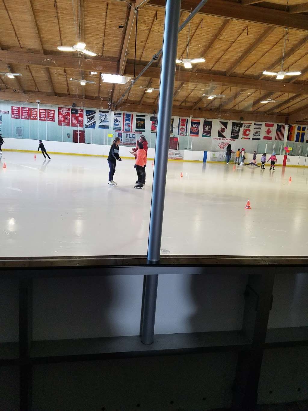 The Skating Edge Ice Arena | 23770 S Western Ave, Harbor City, CA 90710, USA | Phone: (310) 325-4474