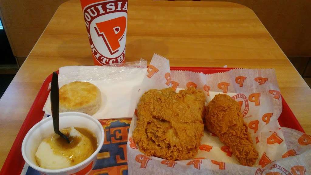 Popeyes Louisiana Kitchen | 905 N Belt Line Rd, Grand Prairie, TX 75050, USA | Phone: (972) 237-0450