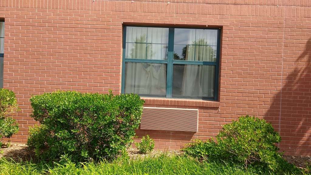 Extended Stay America - Washington D.C. - Herndon - Dulles | 1021 Elden St, Herndon, VA 20170, USA | Phone: (703) 481-5363