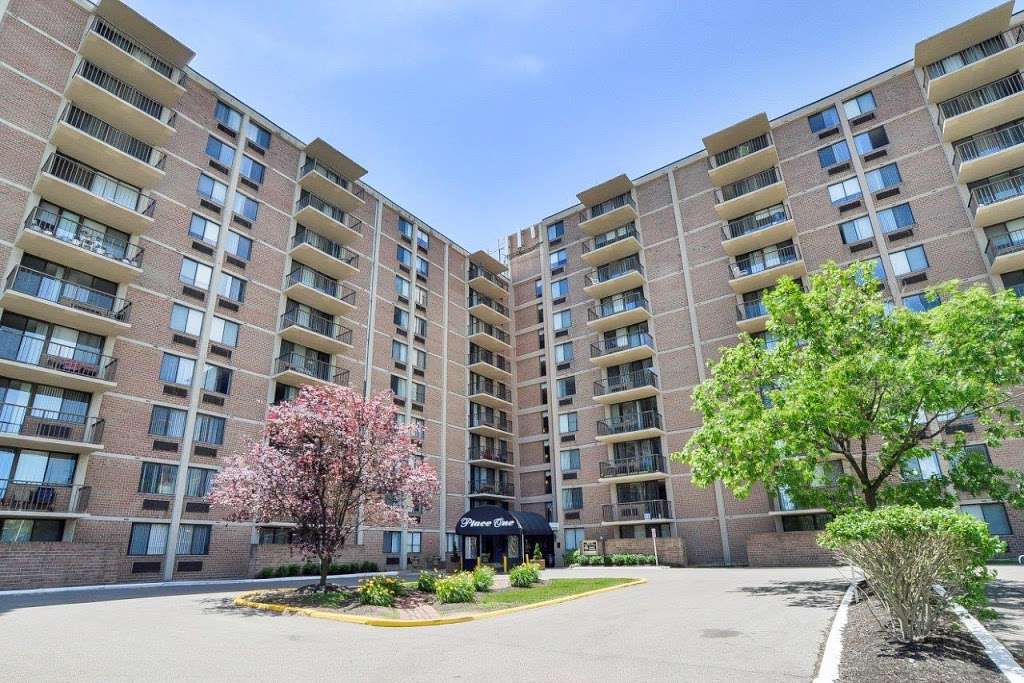 Place One Apartment Homes | 777 W Germantown Pike, Plymouth Meeting, PA 19462, USA | Phone: (610) 298-9761