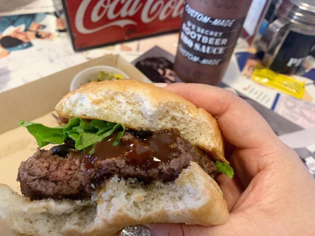 Twisted Root Burger Co. | Terminal A, Irving, TX 75063, USA