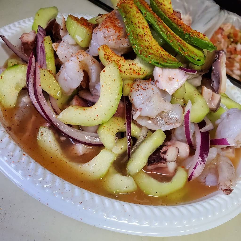 Mariscos Chinola | 1528 E Lindsay St, Stockton, CA 95205, USA | Phone: (209) 898-4394