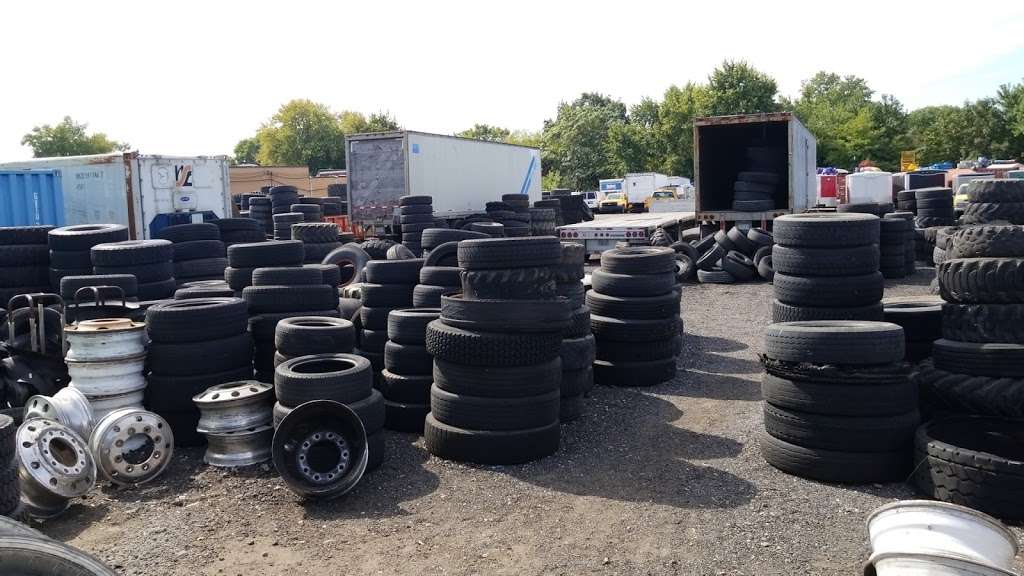 Salerno Tire Corporation | 1400 Calcon Hook Rd, Sharon Hill, PA 19079, USA | Phone: (610) 586-1090