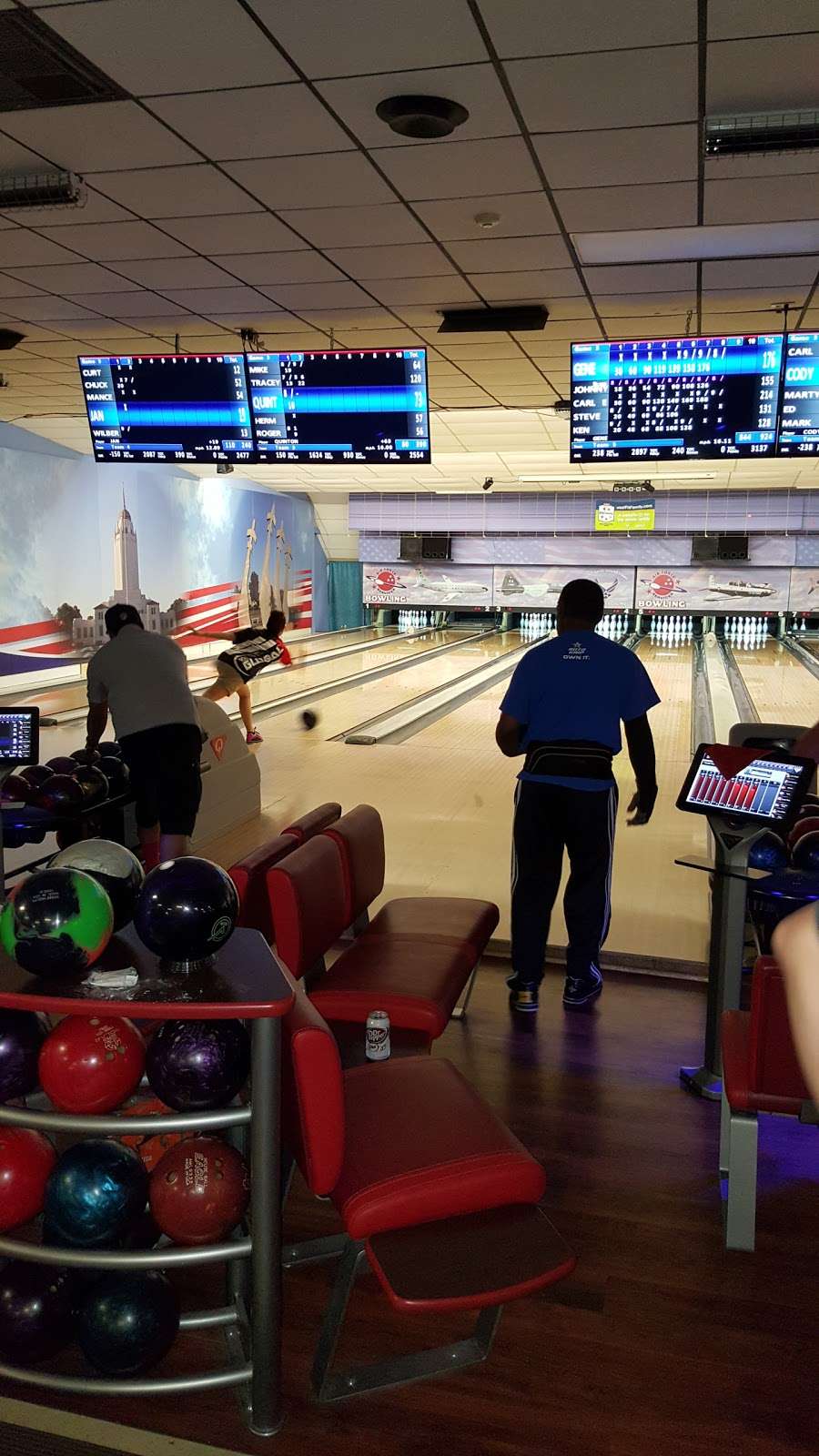 Randolph Bowling Center | 870, H St W, Universal City, TX 78148 | Phone: (210) 652-6271