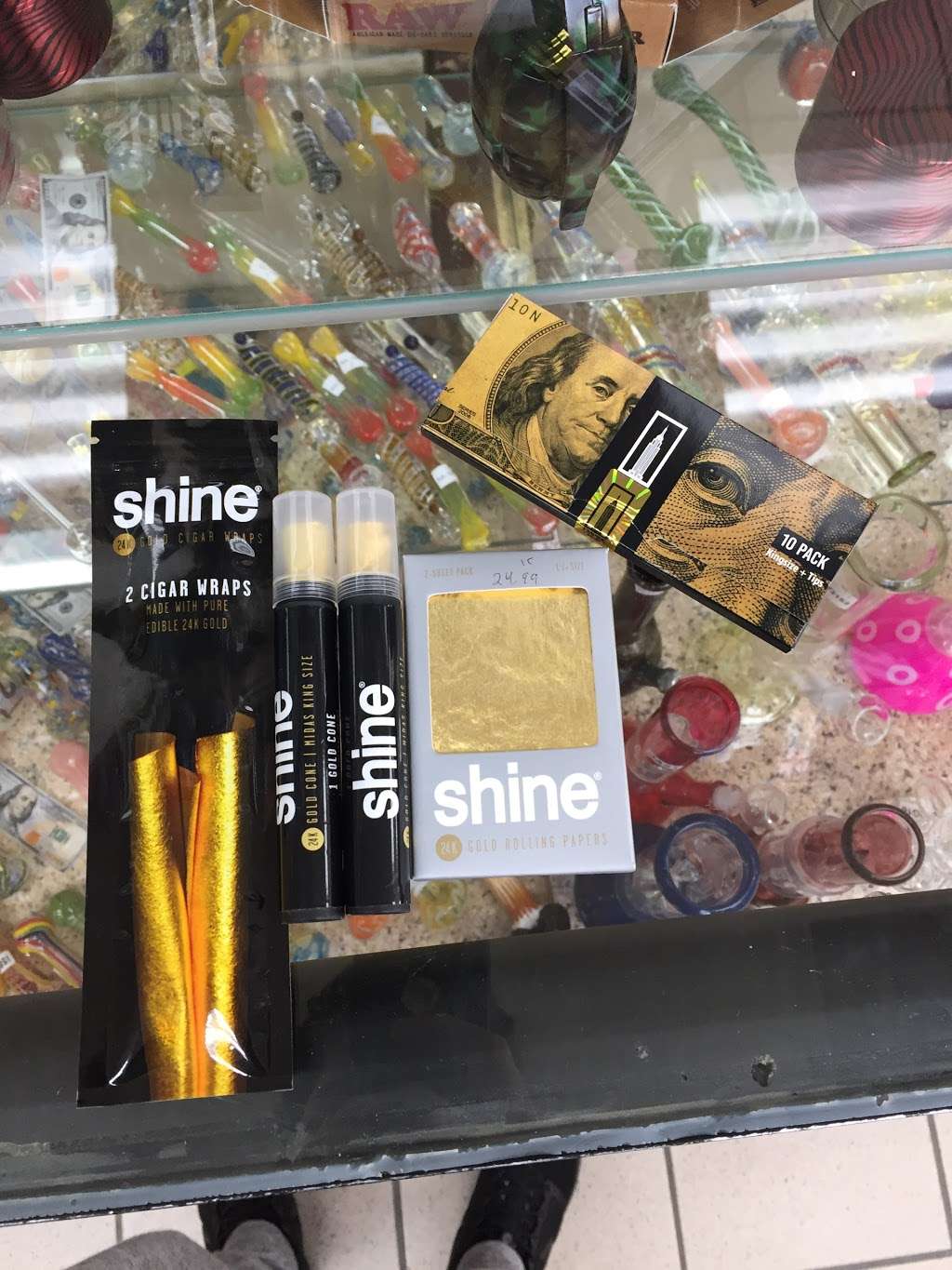 Smokers Choice | 8601 95th St, Hickory Hills, IL 60457, USA | Phone: (708) 252-1930