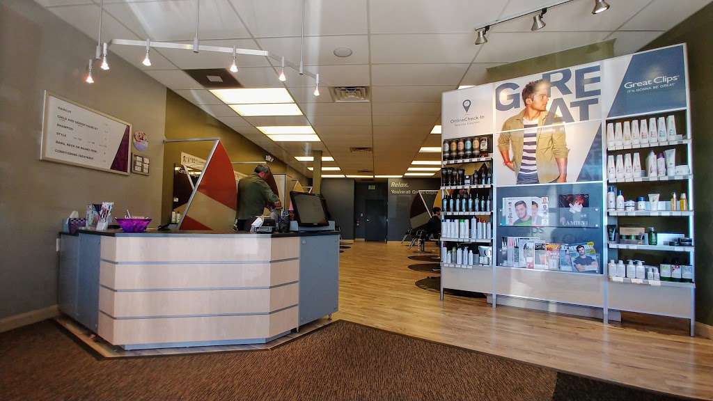 Great Clips | 265 E 29th St, Loveland, CO 80538, USA | Phone: (970) 663-2362